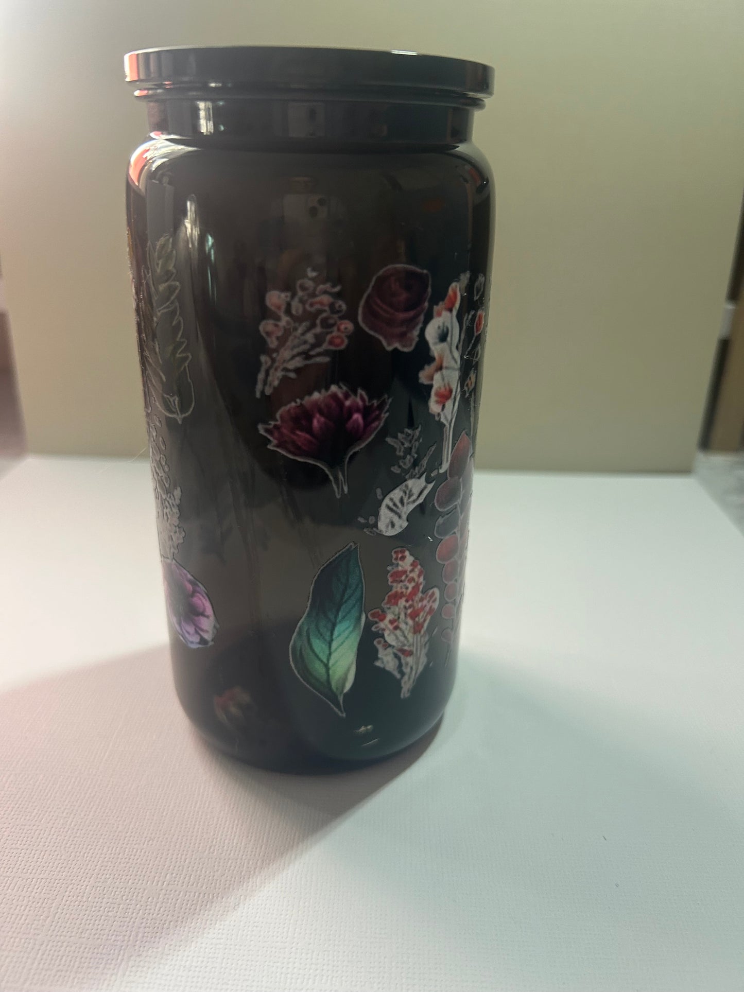 Pre-Made Black 16Oz Butterfly with Flowers